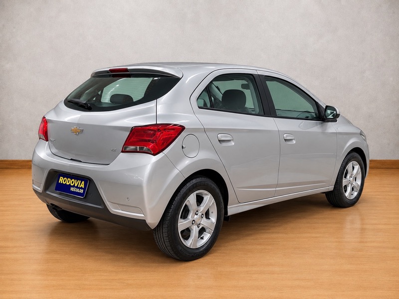 Chevrolet Onix 1 4mt LT - foto 3